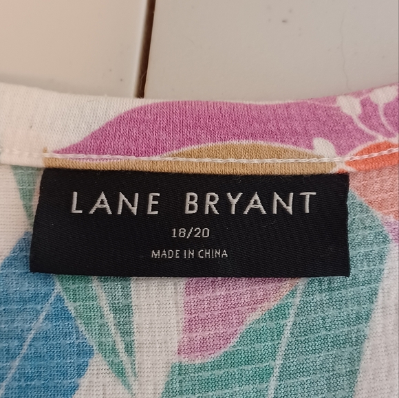 Lane Bryant Colorful Bloomcore Floral Sz 18/20 Short-Sleeve Blouse - Picture 10 of 11